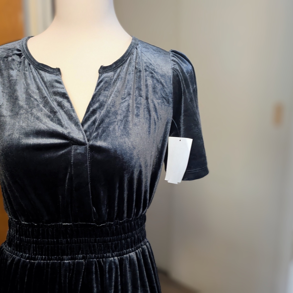 Zoe and Claire Elegant Dusty Blue Velvet Dress - Picture 2 of 3